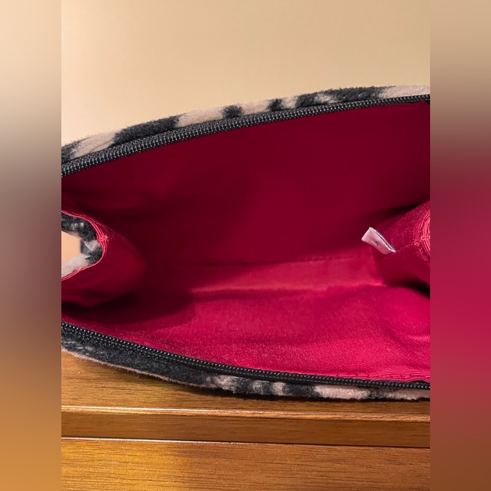 Kate Spade, Vintage Fuzzy Faux Fur Animal Print Pouch - Picture 6 of 12
